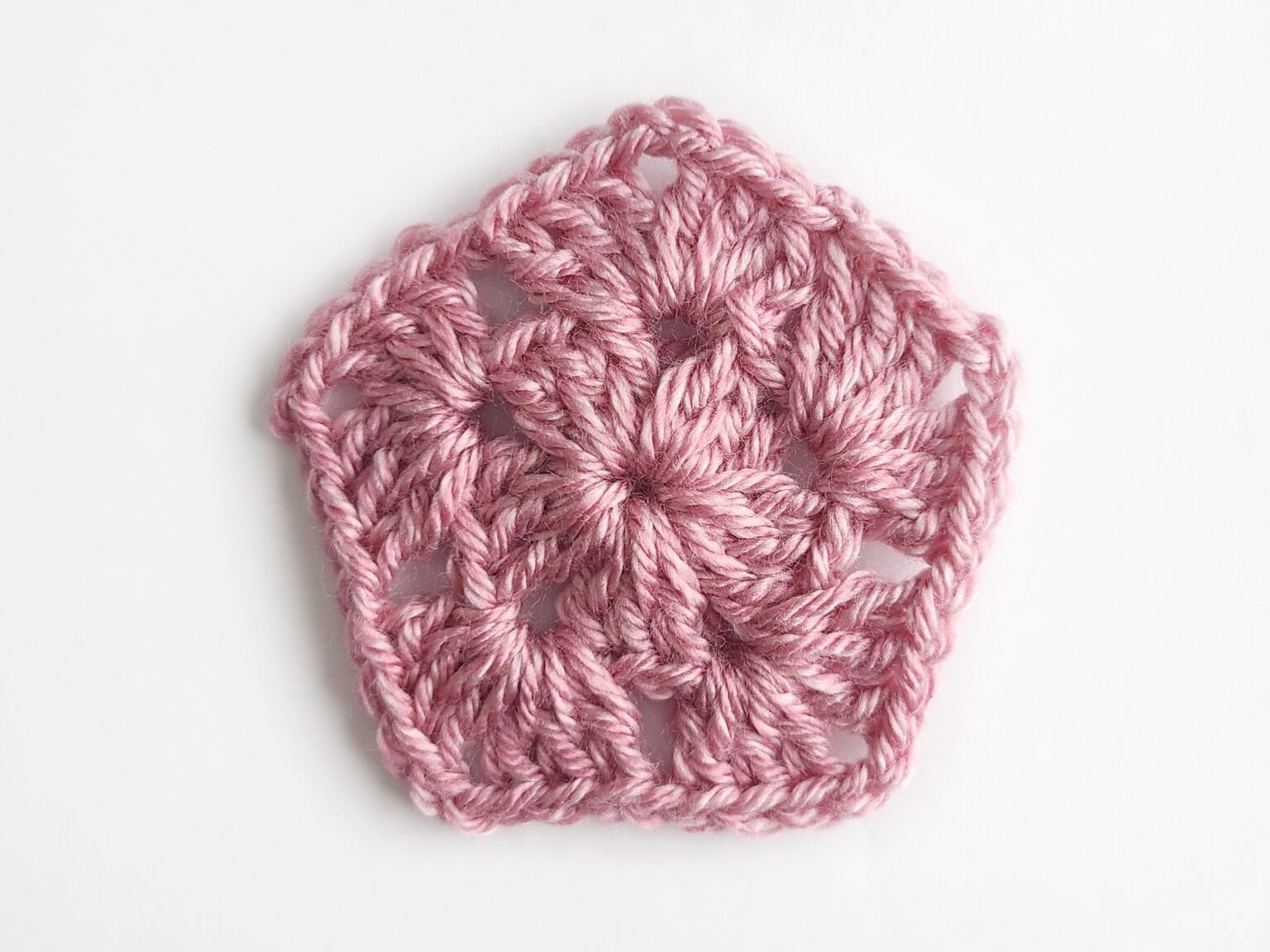 Easy Crochet Pentagon Pattern This Is Crochet easy-crochet-pentagon-pattern-this-is-crochet